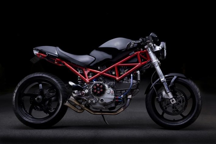 2005 DUCATI MONSTER S2R 800 – MONSTER