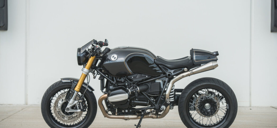 2015 BMW R nineT - Rewind from Analog Motorcycles