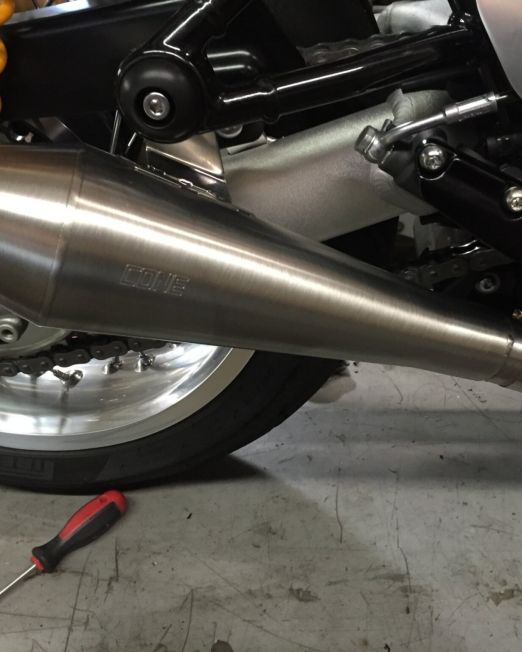 Triumph Thruxton Exhaust from Cone Engineering: Shorty Performer