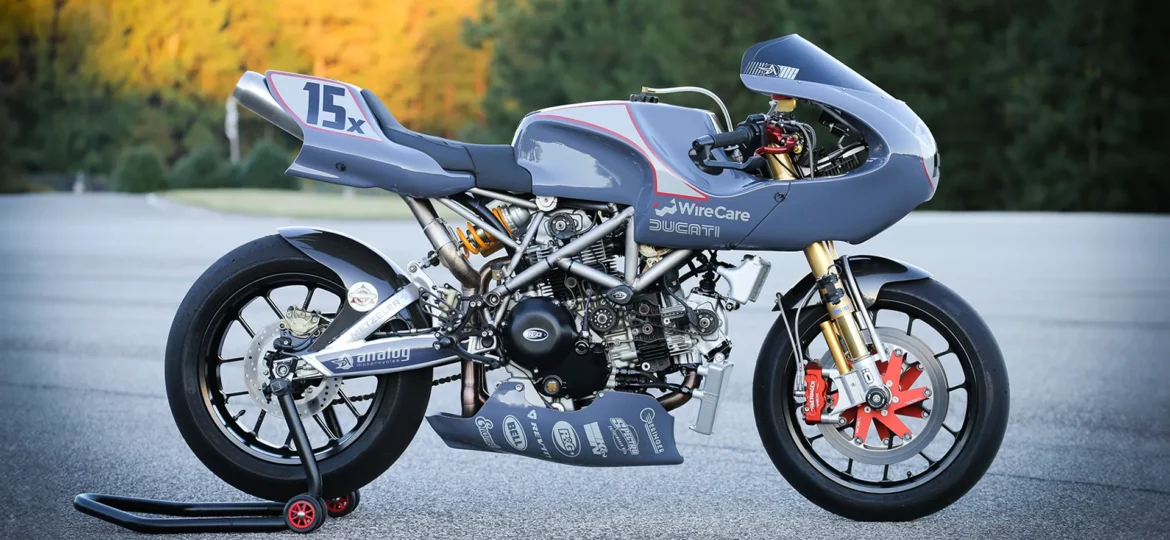 analog-motorcycles-2022-ducati-race-bike-mh11-slider-2