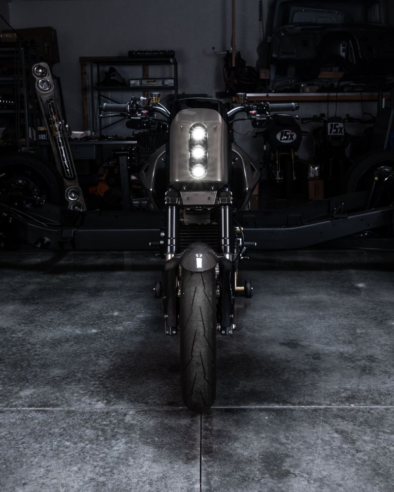 2AnalogDucatiSenna-5